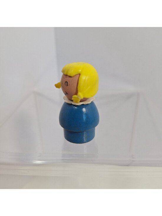 Wooden Little People Figure Lot Red Blue Yellow Smiling Faces Vintage - Picture 12 of 14